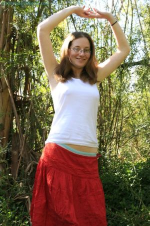 All natural bookish coed Morag undressing in the forest